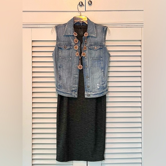 Prana foundation sheath dress in forest green. In great condition. - Picture 3 of 8